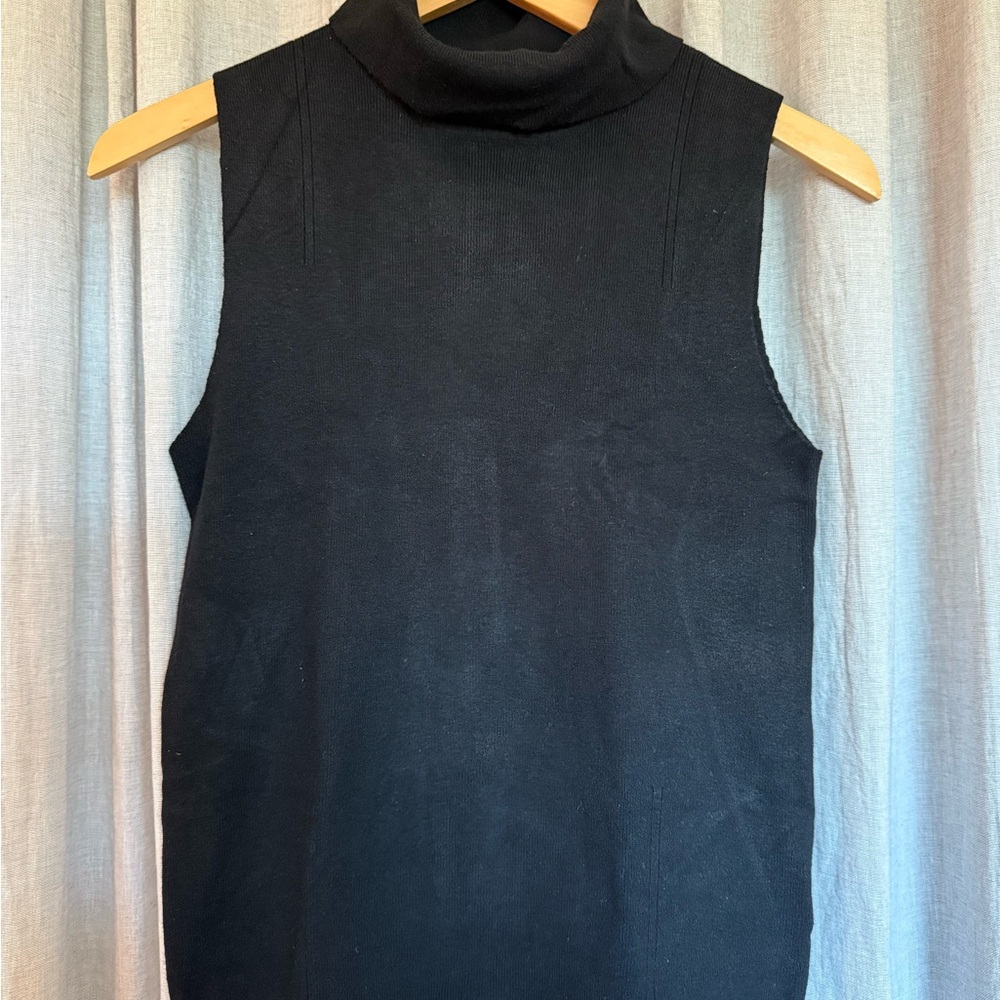 Chic Black Sleeveless Turtleneck Top